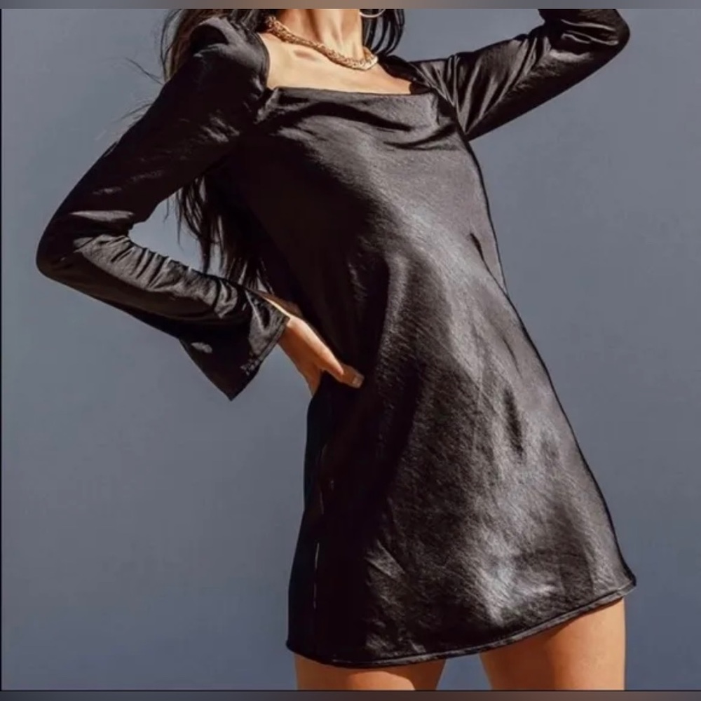 Princess Polly Women’s Star Power Black Long Sleeves Mini  Dress size 4